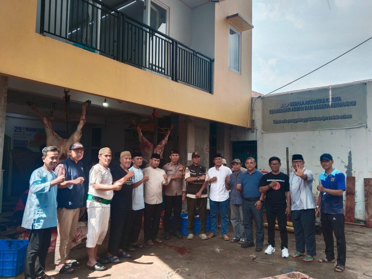Camat,Lurah dan jajarannya